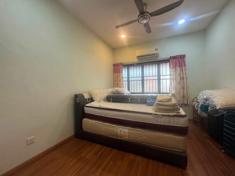 Rumah Teres 2 Tingkat untuk Dijual di Taman Pelangi (Johor Bahru) - Sumi Tio - PropertyGuru.com.my