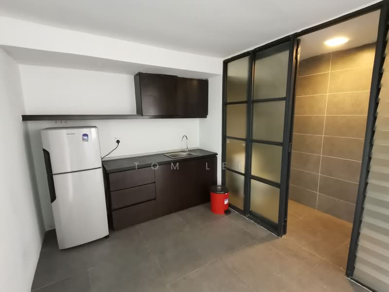 Servis Apartment untuk Disewa di Empire Damansara - Tom Lee - Kitchen - PropertyGuru.com.my