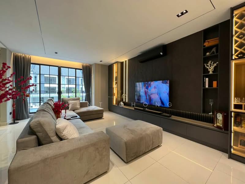 3-storey Terraced House for Sale in Sepang (Selangor) - Kent Chong - Living Room - PropertyGuru.com.my