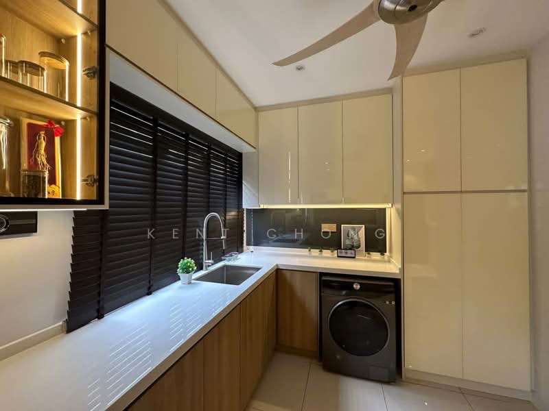 3-storey Terraced House for Sale in Sepang (Selangor) - Kent Chong - Kitchen - PropertyGuru.com.my