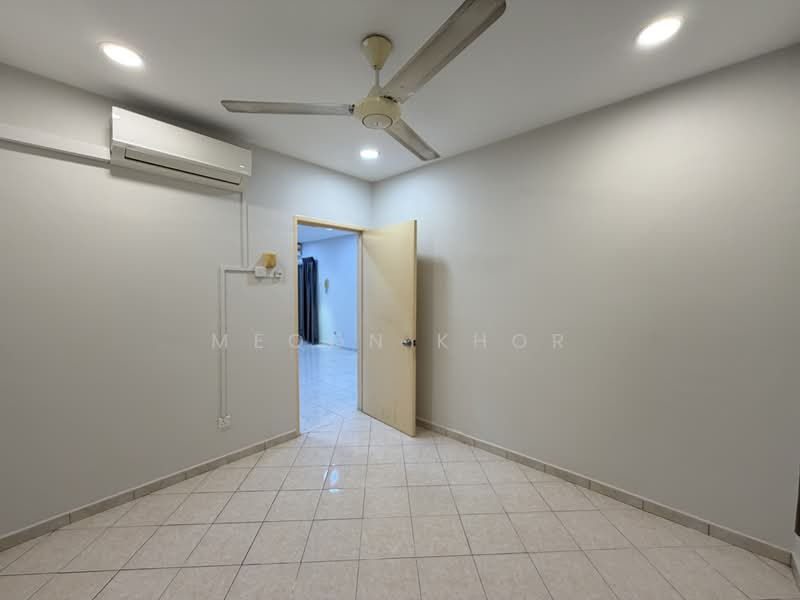 Apartment for Sale at Bayu Puteri - Meoon Khor - PropertyGuru.com.my