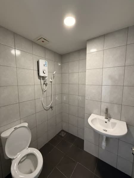 Servis Apartment untuk Disewa di Hana @ Eco Ardence - Nike Ng - Bathroom - PropertyGuru.com.my