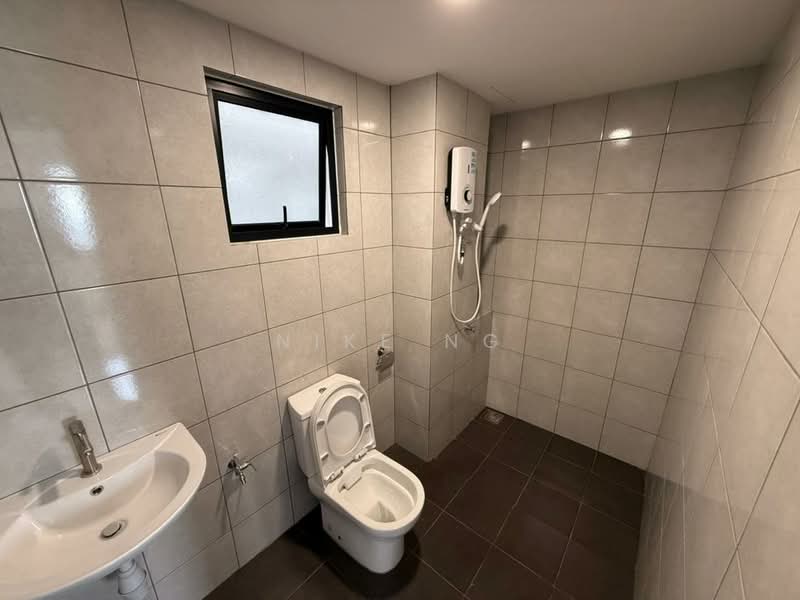Servis Apartment untuk Disewa di Hana @ Eco Ardence - Nike Ng - Bathroom - PropertyGuru.com.my