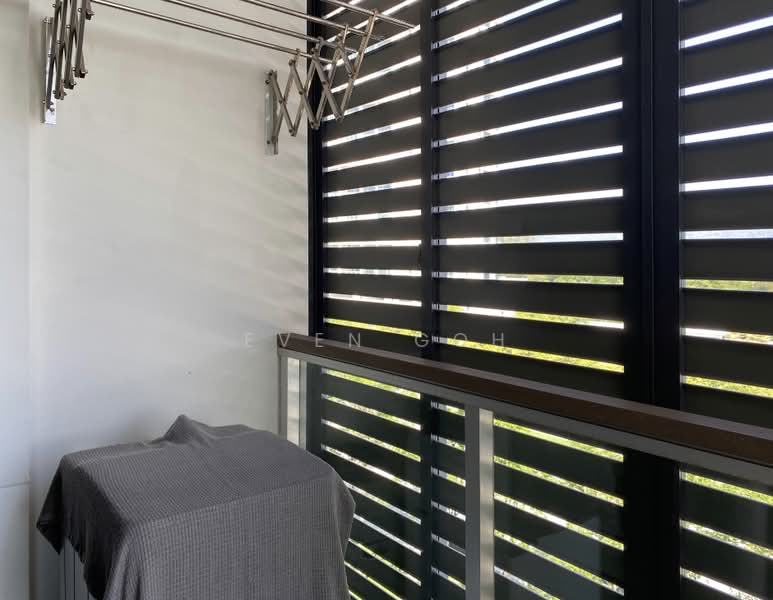 Kondominium untuk Disewa di The LIGHT COLLECTION II - Even Goh - Balcony - PropertyGuru.com.my