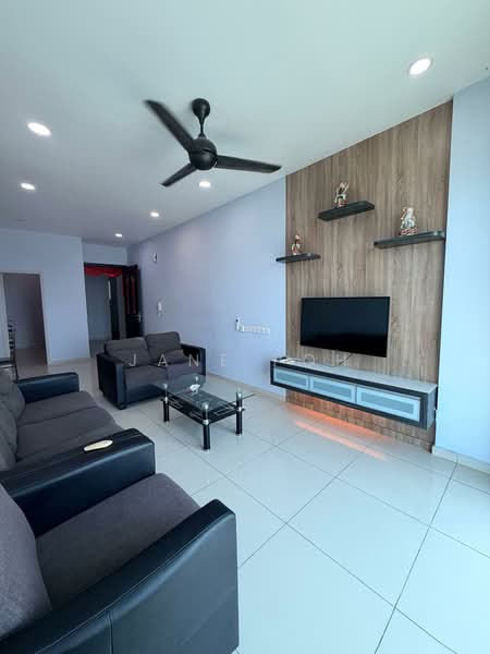 Servis Apartment untuk Dijual di Straits Garden Residence - Jane Poh - Living Room - PropertyGuru.com.my