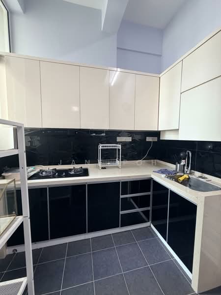 Servis Apartment untuk Dijual di Straits Garden Residence - Jane Poh - Kitchen - PropertyGuru.com.my
