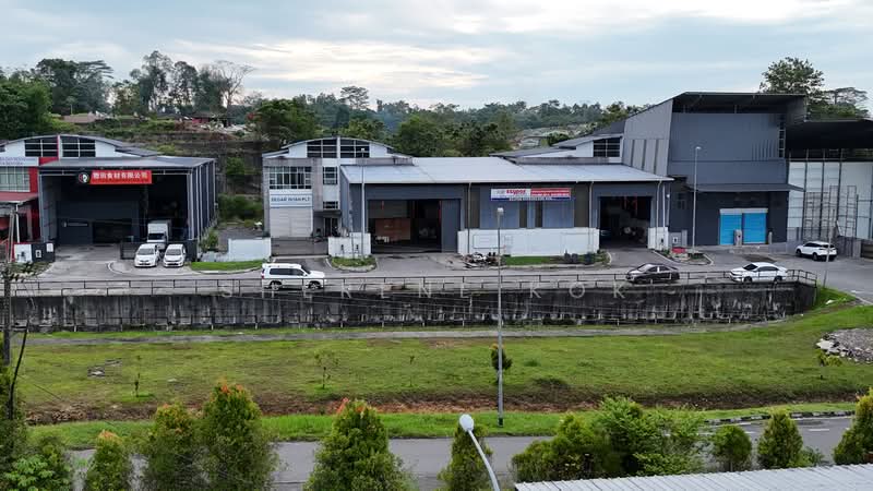 Semi-D Factory for Sale in Batu Kitang Light Industrial Park (Kuching) - Sherene Kok - Exterior - PropertyGuru.com.my