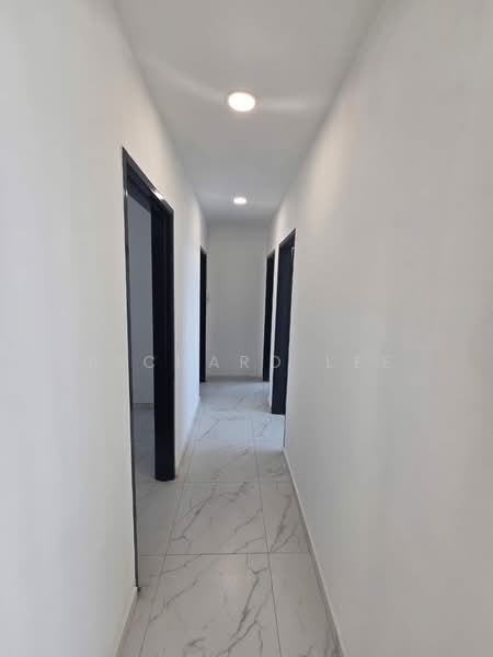 Servis Apartment untuk Dijual di Nusa Perdana Apartment - Richard Lee - Corridor - PropertyGuru.com.my