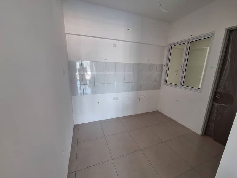 Kondominium untuk Dijual di Zen 6 - Siang . - Kitchen - PropertyGuru.com.my
