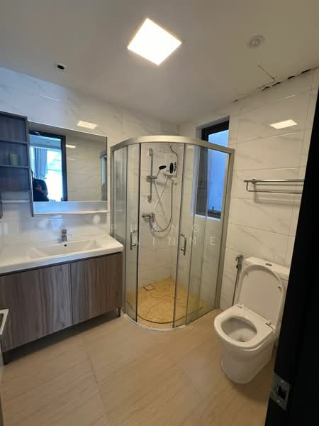 Cluster House for Rent in Forest City (Gelang Patah) - Phang Elainne - Bathroom - PropertyGuru.com.my