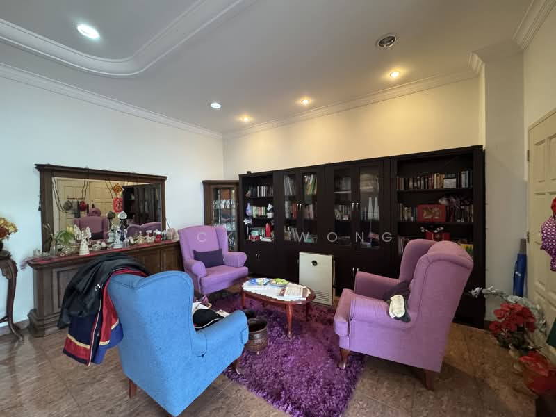 Rumah Berkembar untuk Disewa di Sungai Long (Bandar Sungai Long) - Lucky Wong - Living Room - PropertyGuru.com.my