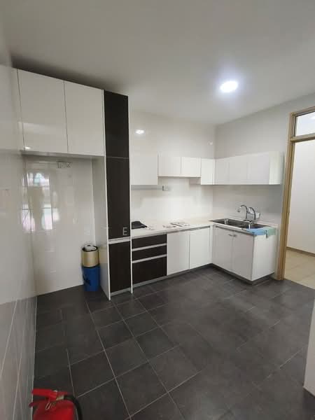 Kondominium untuk Dijual di Tropicana Landmark - Stev Yap - Kitchen - PropertyGuru.com.my