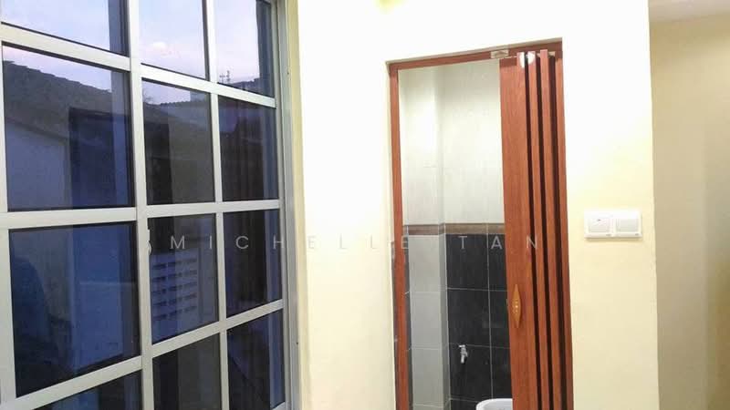 2-storey Terraced House for Sale in Taman Dato Senu (Sentul) - Michelle Tan - Bathroom - PropertyGuru.com.my