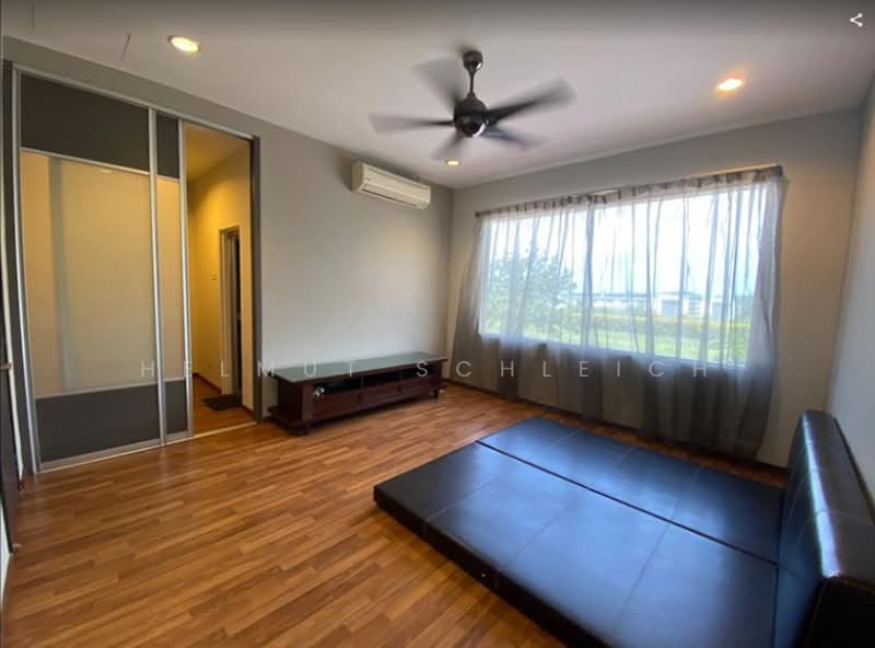 Rumah Teres 2 Tingkat untuk Disewa di Seri Kembangan (Selangor) - Helmut Schleich - Bedroom - PropertyGuru.com.my