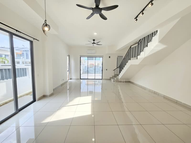 2-storey Terraced House for Rent in Telok Panglima Garang (Selangor) - Leon Goh - Living Room - PropertyGuru.com.my