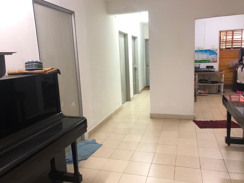 Pangsapuri untuk Dijual di Plaza Metro Prima - Jasmine Ong - Corridor - PropertyGuru.com.my