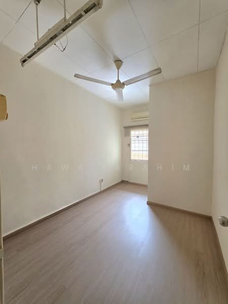 2-storey Terraced House for Sale in Bandar Baru Bangi (Selangor) - Hawa Ibrahim - Interior - PropertyGuru.com.my
