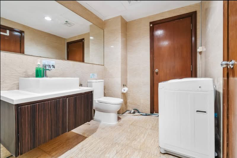 Servis Apartment untuk Disewa di Regalia Residence - Ben Tan - Bathroom - PropertyGuru.com.my