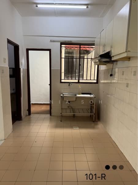 Pangsapuri untuk Dijual di Prima Bayu Apartment - Sonia Soh - Kitchen - PropertyGuru.com.my