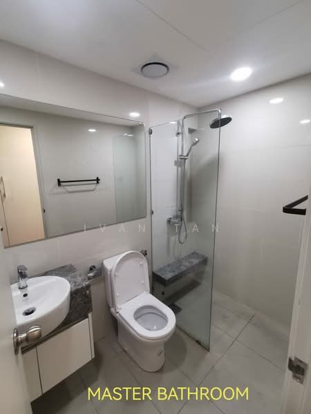 Servis Apartment untuk Disewa di DEX Suites 2.0 (Tower B) @ Kiara East - Ivan Tan - Bathroom - PropertyGuru.com.my
