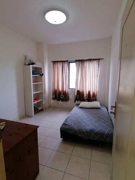 Condominium for Sale at Desa Putra - Thoriq Suparman - Bedroom - PropertyGuru.com.my