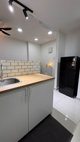 Servis Apartment untuk Disewa di Midas @ Seri Alam - Claira Ong - Kitchen - PropertyGuru.com.my