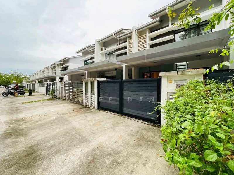 2-storey Terraced House for Sale in Rawang (Selangor) - Ashraff Daniel - Exterior - PropertyGuru.com.my