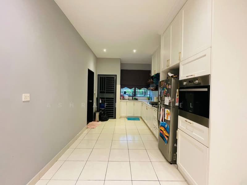 2-storey Terraced House for Sale in Rawang (Selangor) - Ashraff Daniel - Kitchen - PropertyGuru.com.my