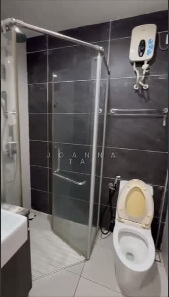 Kondominium untuk Disewa di Lovell @ Country Garden Danga Bay - Joanna Tai - Bathroom - PropertyGuru.com.my