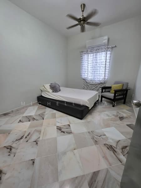 Pangsapuri untuk Dijual di Pesona Villa - Michelle Tan - Bedroom - PropertyGuru.com.my