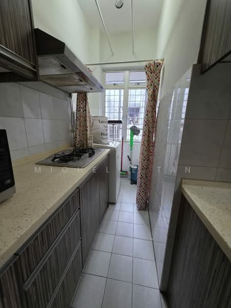 Pangsapuri untuk Dijual di Pesona Villa - Michelle Tan - Kitchen - PropertyGuru.com.my