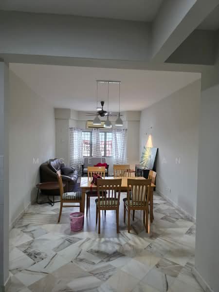 Pangsapuri untuk Dijual di Pesona Villa - Michelle Tan - Living Room - PropertyGuru.com.my