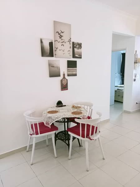 Kondominium untuk Disewa di i-Santorini - CY Ong - Dining Room - PropertyGuru.com.my