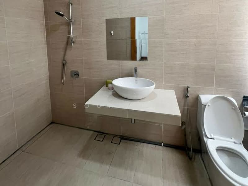 3-storey Terraced House for Rent in Damansara Perdana (Selangor) - Soung Lim - Bathroom - PropertyGuru.com.my