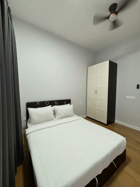 Servis Apartment untuk Disewa di The Sentral Suites - Rony Yeo - Bedroom - PropertyGuru.com.my