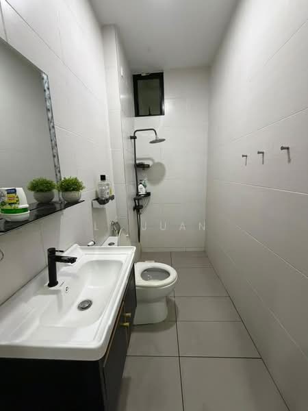 Rumah Kluster untuk Dijual di Senibong Cove (Masai) - Li Juan - Bathroom - PropertyGuru.com.my