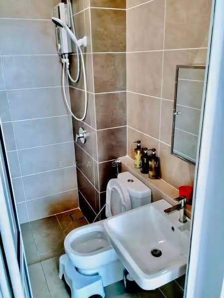 Servis Apartment untuk Disewa di D'Pristine - Eva Siow - Bathroom - PropertyGuru.com.my