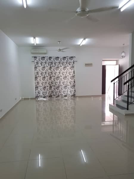 Terraced House for Sale in Sutera Damansara (Damansara Damai) - Michelle Tan - Living Room - PropertyGuru.com.my