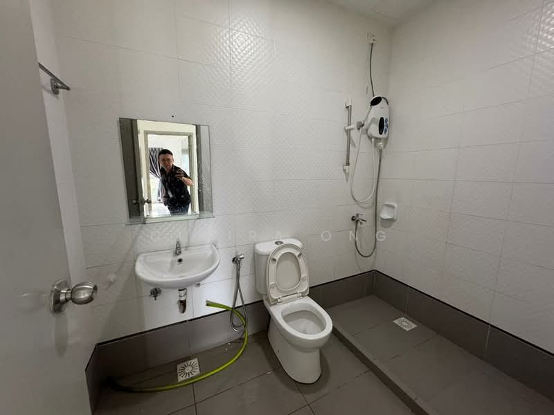 Servis Apartment untuk Dijual di Seasons Amara Larkin - Claira Ong - Bathroom - PropertyGuru.com.my