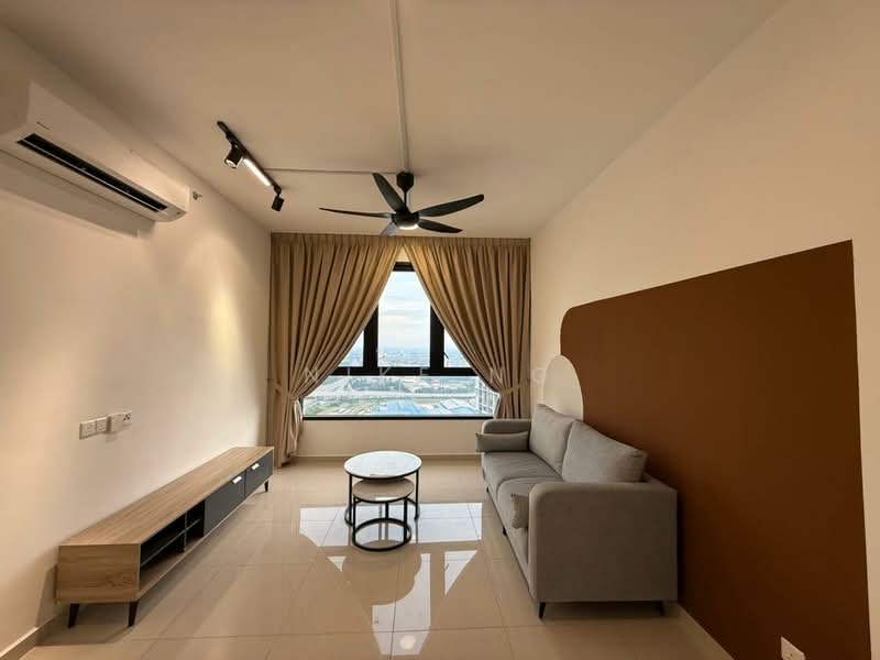 Servis Apartment untuk Disewa di BeCentral @ i-City - Nike Ng - Living Room - PropertyGuru.com.my