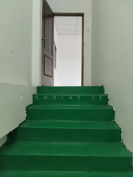 Kilang untuk Disewa di Kawasan Perindustrian Ringan Bercham (Ipoh) - Nicholas Lee - Entrance - PropertyGuru.com.my