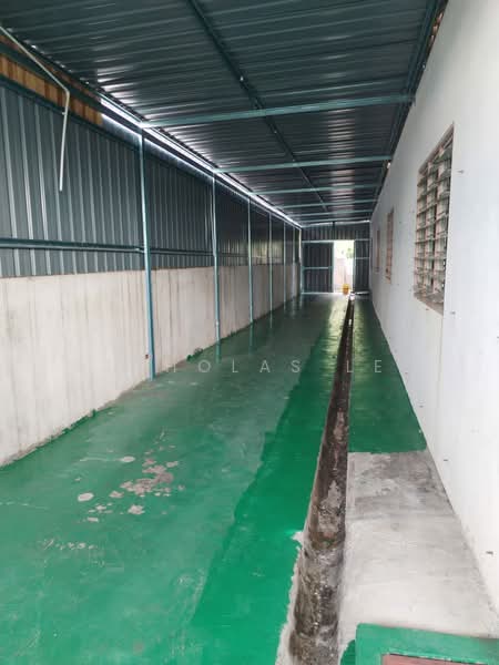 Kilang untuk Disewa di Kawasan Perindustrian Ringan Bercham (Ipoh) - Nicholas Lee - Corridor - PropertyGuru.com.my