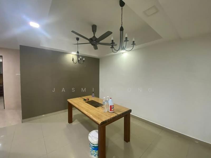 2.5-storey Terraced House for Sale in Laman Rimbunan (Kepong) - Jasmine Ong - Dining Room - PropertyGuru.com.my