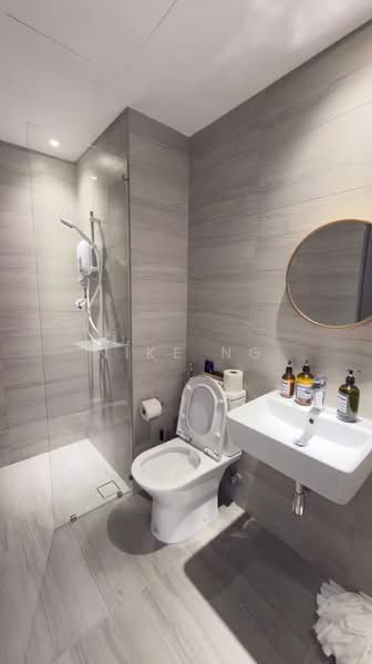 Servis Apartment untuk Disewa di BeCentral @ i-City - Nike Ng - Bathroom - PropertyGuru.com.my