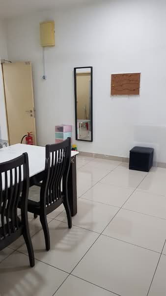 Pangsapuri untuk Disewa di Seri Pinang - Veni Foo Yoke Fuang - Dining Room - PropertyGuru.com.my