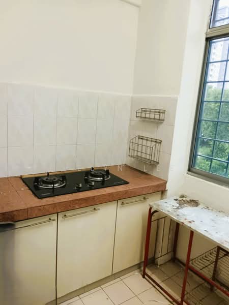 Pangsapuri untuk Dijual di Suria Kipark Damansara - Evelyn Lee - Kitchen - PropertyGuru.com.my