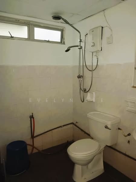Pangsapuri untuk Dijual di Suria Kipark Damansara - Evelyn Lee - Bathroom - PropertyGuru.com.my