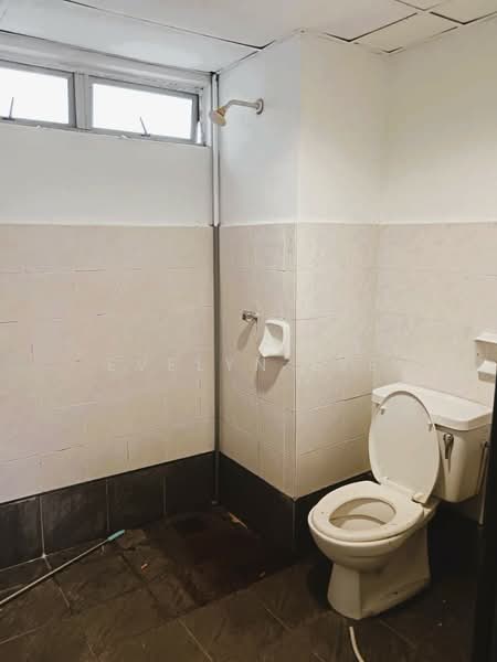 Pangsapuri untuk Dijual di Suria Kipark Damansara - Evelyn Lee - Bathroom - PropertyGuru.com.my