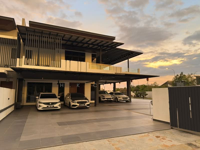 Rumah Berkembar untuk Dijual di Bandar Baru Sungai Buloh (Sungai Buloh) - H.K Ching - Exterior - PropertyGuru.com.my