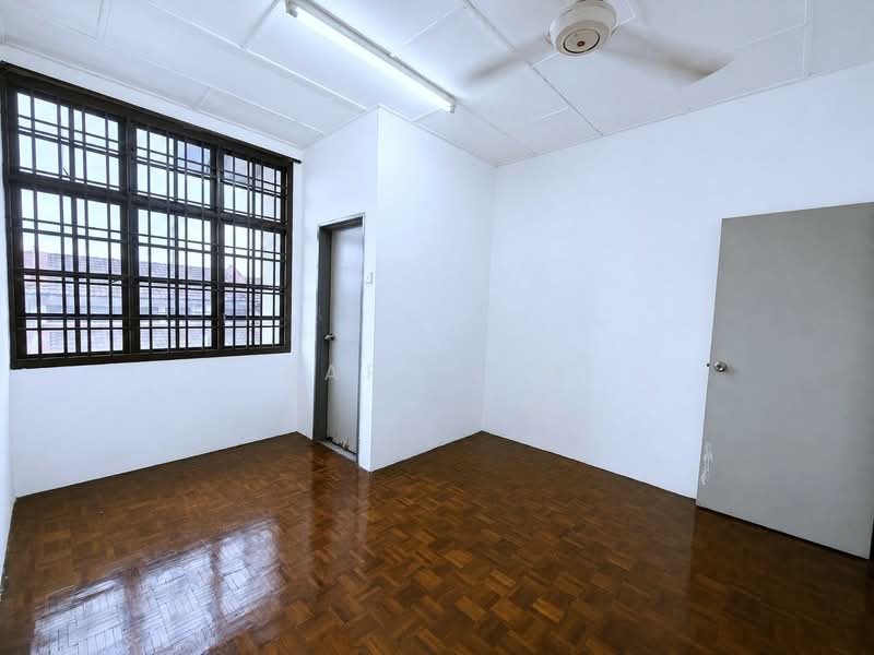 2-storey Terraced House for Sale in Taman Dato' Chellam (Ulu Tiram) - Karl Lim - Interior - PropertyGuru.com.my